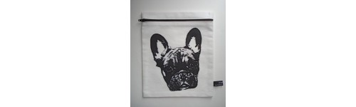 Pussukat, kassit ja kukkarot